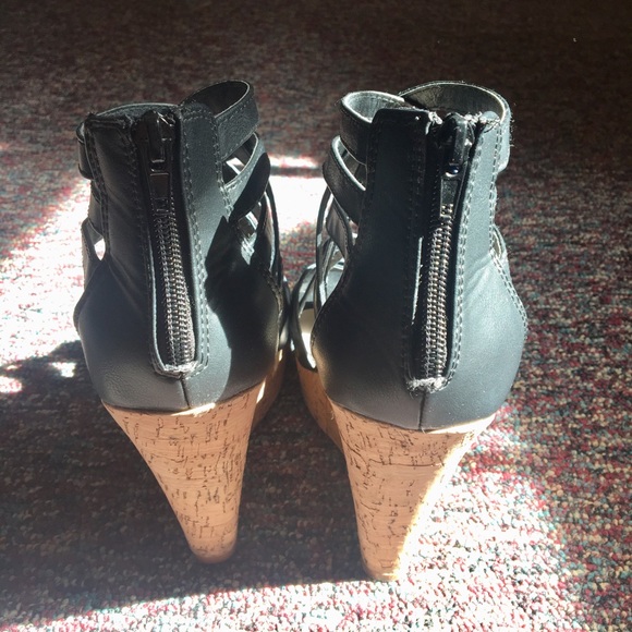 SOLD - Picture 3 of 3